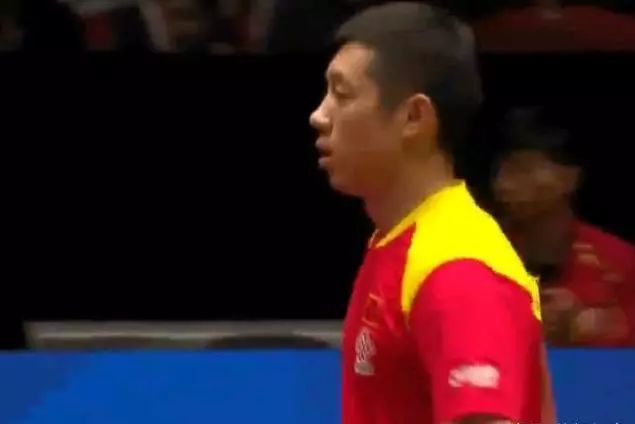 防守端的坚 防守端的坚