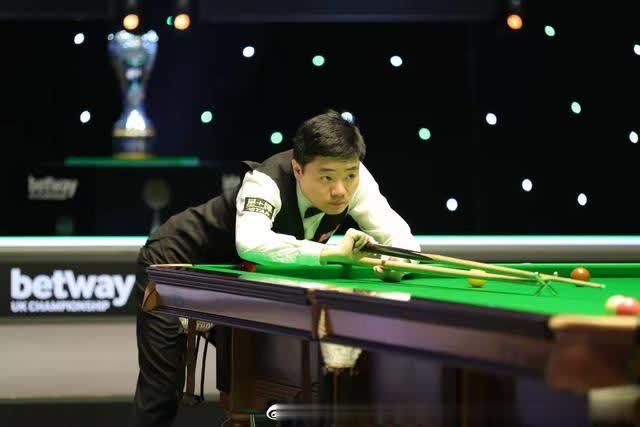 将把签名球 将把签名球